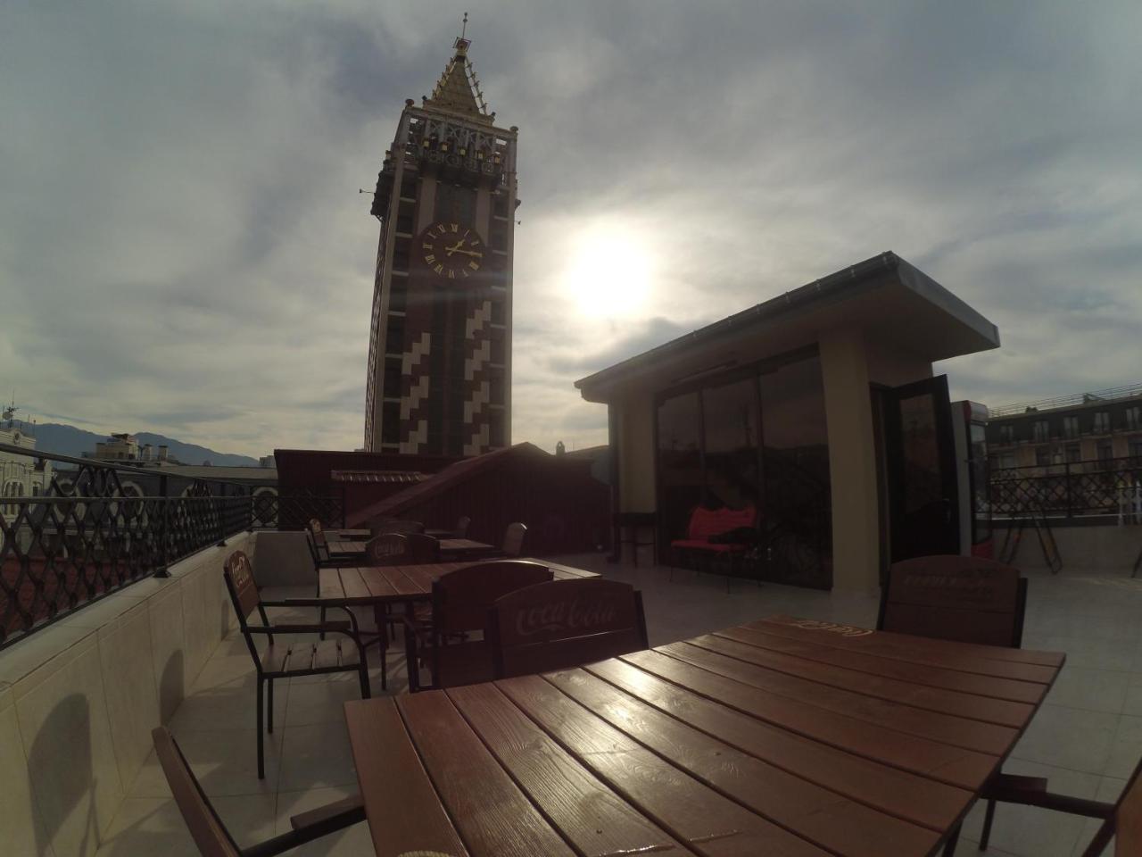 Piazza Batumi Guesthouse Exterior foto